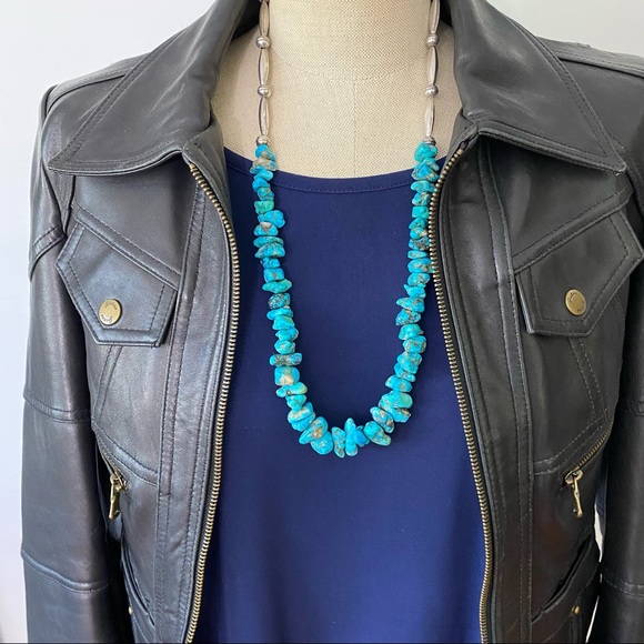 Vintage Navajo Turquoise Nugget and Silver Necklace - Picture 2 of 6